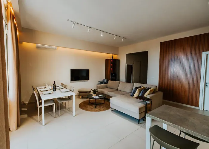 Splendid Palase Villa Himare