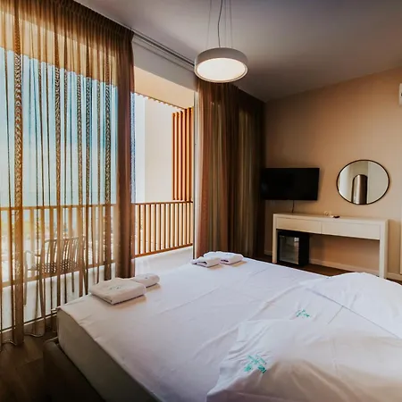 Splendid Palase Villa Himare